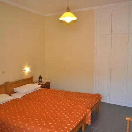 Yannis On Agios Gordios In Corfu Apartamento *